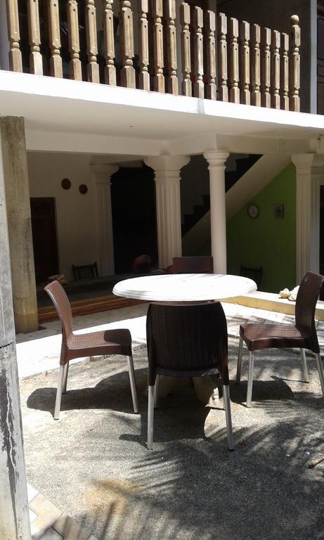 Rose Blossom Hotel Mirissa Luaran gambar