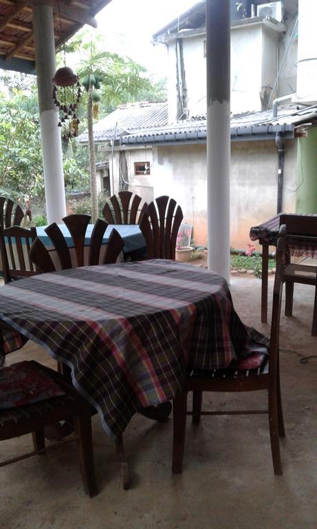 Rose Blossom Hotel Mirissa Luaran gambar