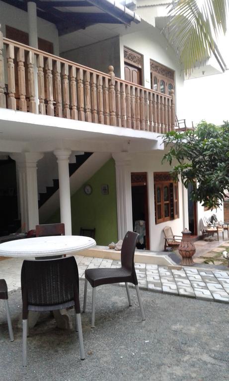 Rose Blossom Hotel Mirissa Luaran gambar