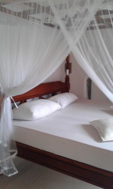Rose Blossom Hotel Mirissa Luaran gambar
